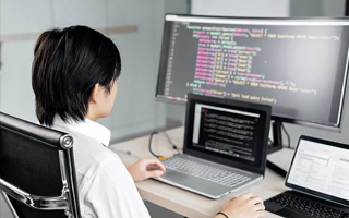 清徐 ,php声明和调用变量的符号是什么？